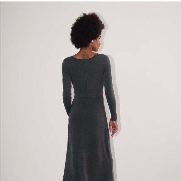 Everlane Maddie Dress - Picture 4 of 9